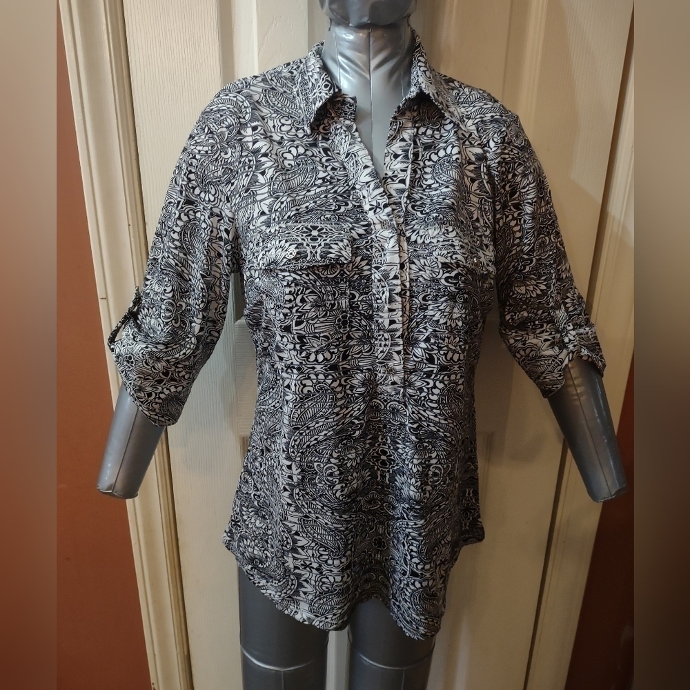 Cathy woman's paisley size small long sleeve blouse shirt top